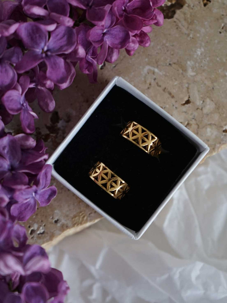 Nachhaltige Creole Aubrey | 18k Vergoldung von DEAR DARLING BERLIN