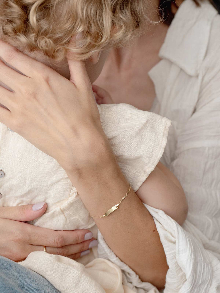 Armband für Kinder mit Gravur Mama mit Kind