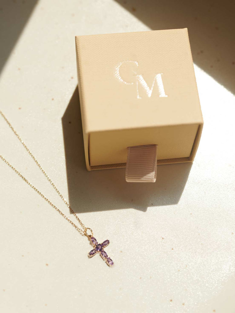 Kreuzkette für Kinder Amalia | 14k Echtgold  von DEAR DARLING BERLIN