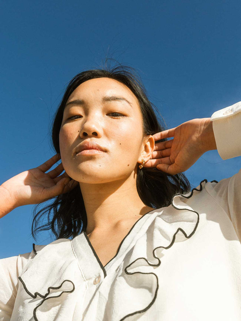 Nachhaltige Love Clover Creolen | Kleeblatt Ohrringe von DEAR DARLING BERLIN