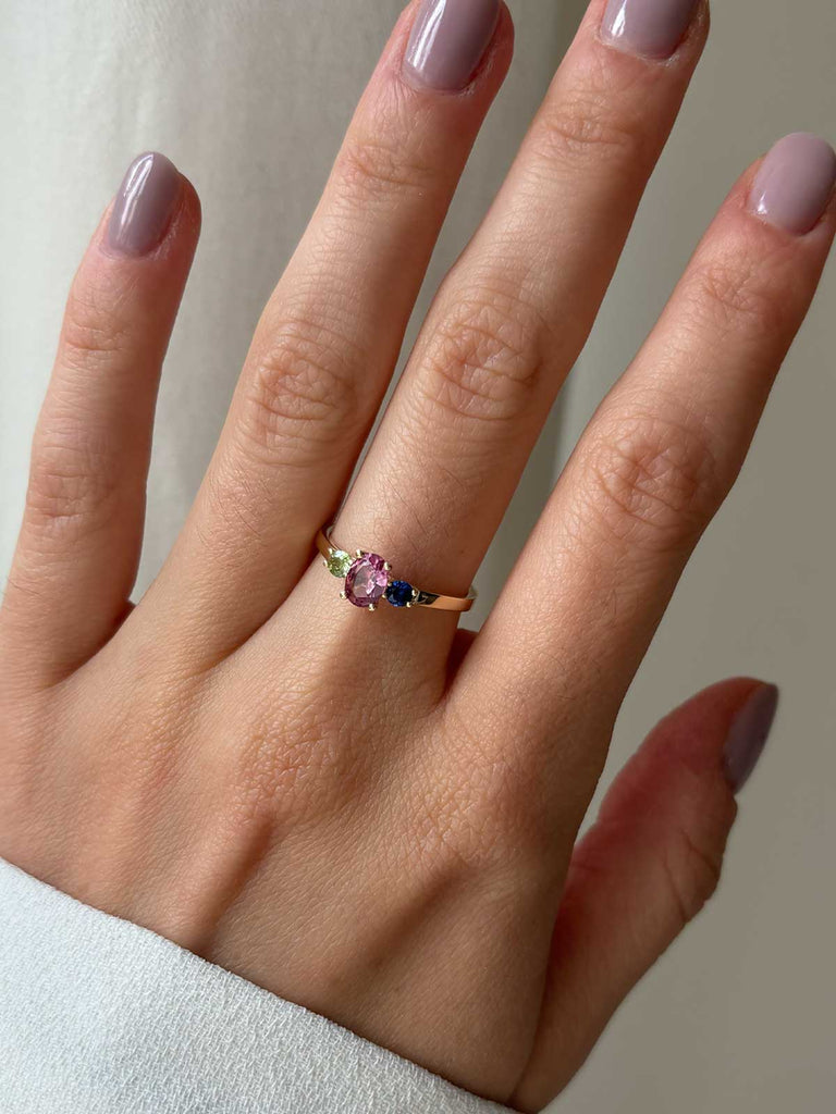 Ring Suri | Trilogy Goldring mit Diamanten | Personalisierbar von DEAR DARLING BERLIN