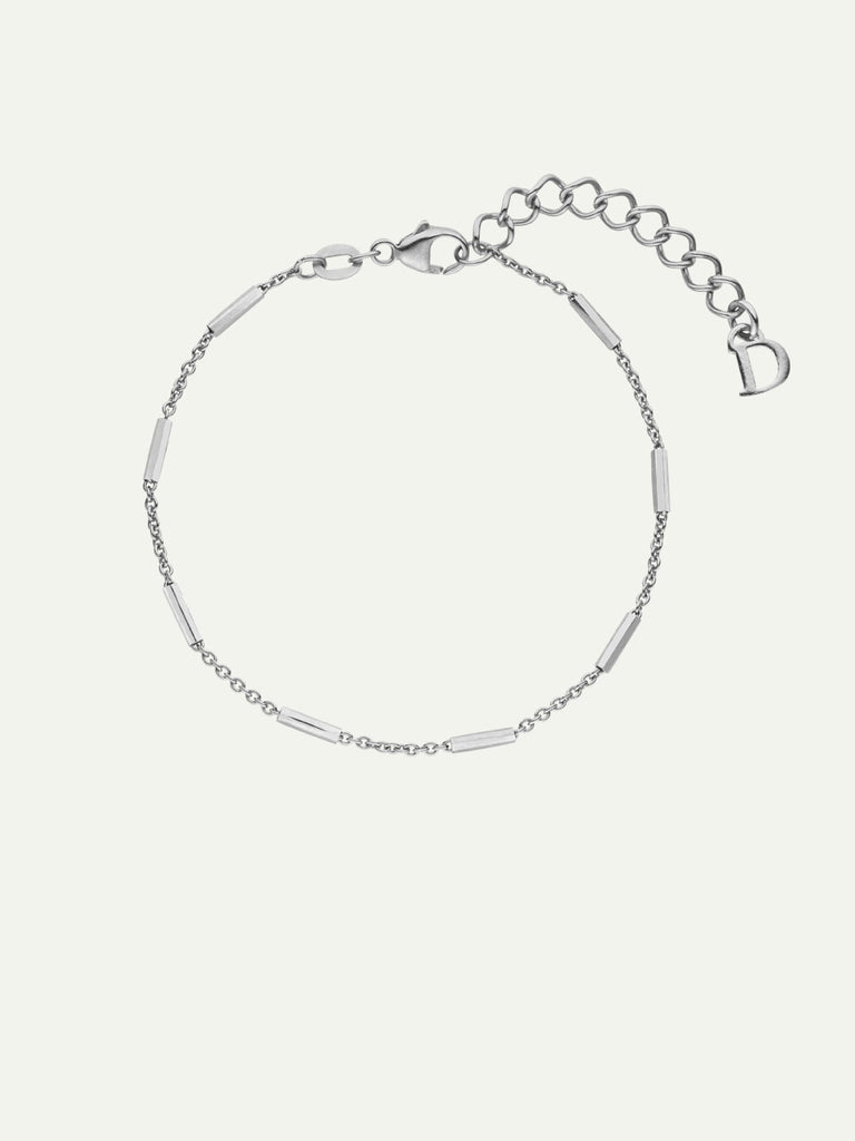 Zartes Armband mit Stäbchen | Goldarmband von DEAR DARLING BERLIN