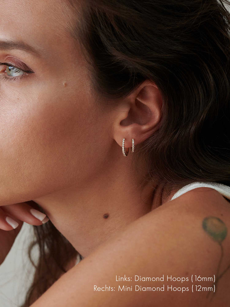 Mini Lab Grown Diamond Huggies | 14k Echtgold | Diamant Creolen von DEAR DARLING BERLIN