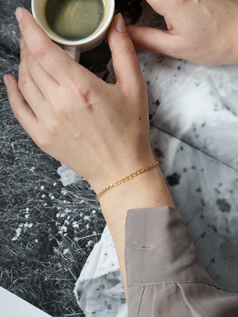 Nachhaltiges feines Stegpanzerarmband  von DEAR DARLING BERLIN