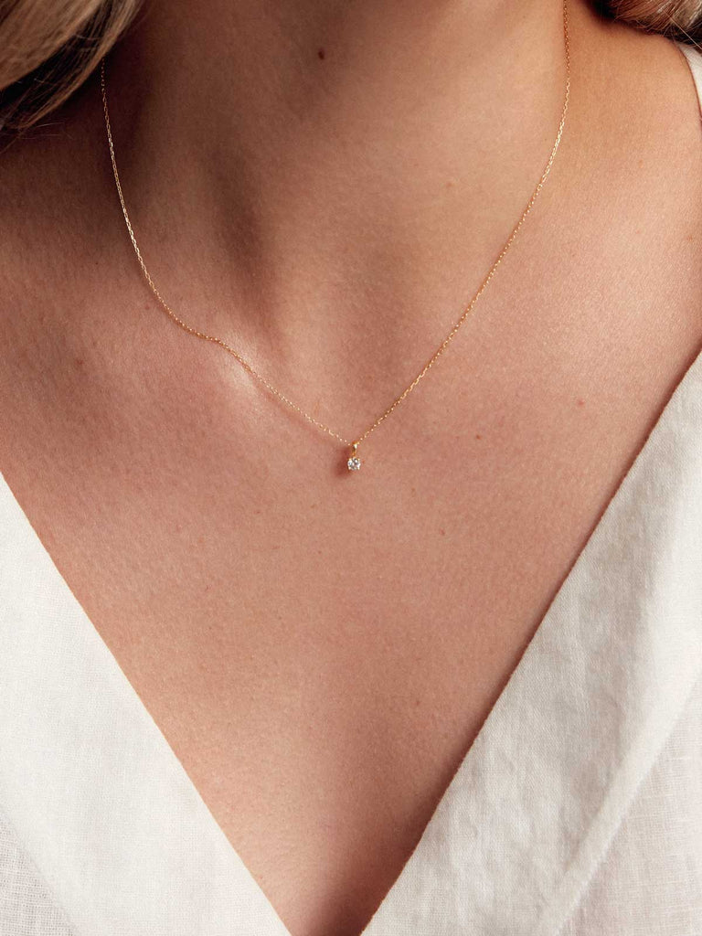 Geburtsstein April Halskette | 14k Echtgold & Bergkristall von DEAR DARLING BERLIN