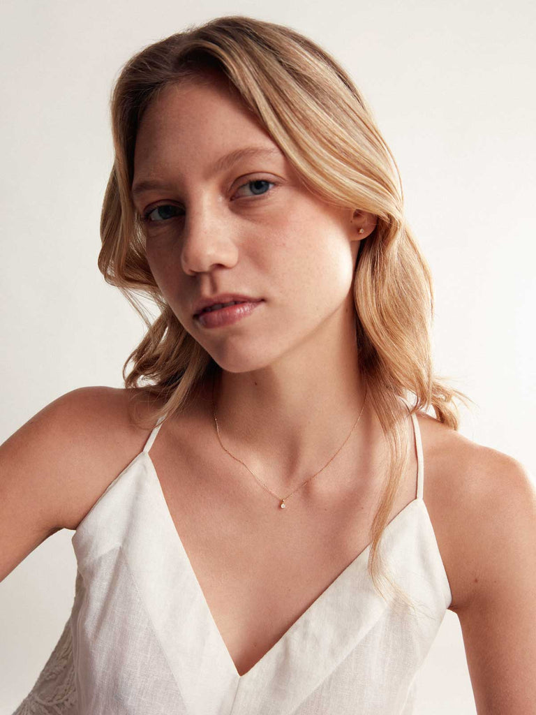 Geburtsstein Juni Halskette | 14k Echtgold & Mondstein von DEAR DARLING BERLIN