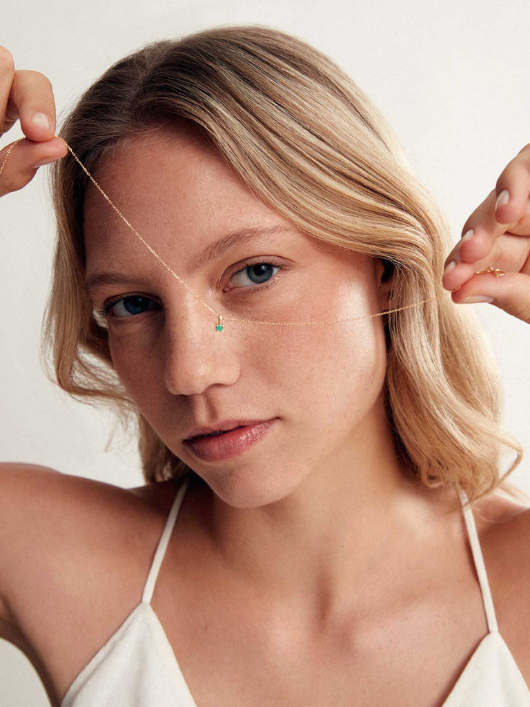 Geburtsstein Mai Halskette | 14k Echtgold & Smaragd von DEAR DARLING BERLIN