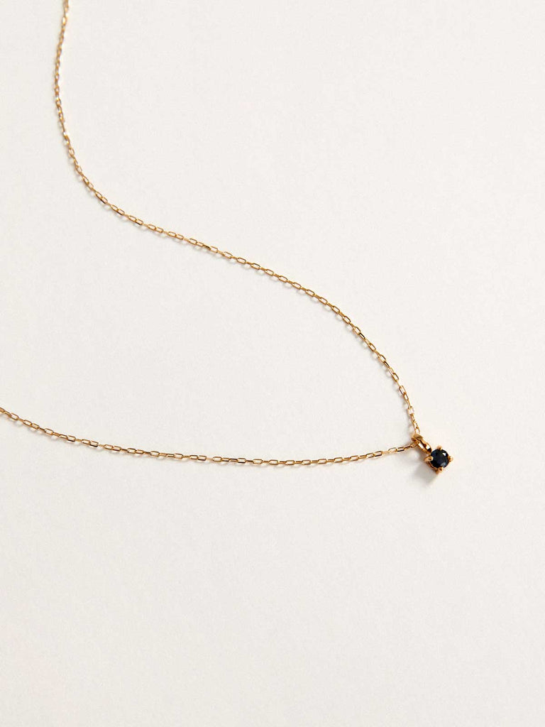 Geburtsstein September Halskette | 14k Echtgold & Saphir von DEAR DARLING BERLIN