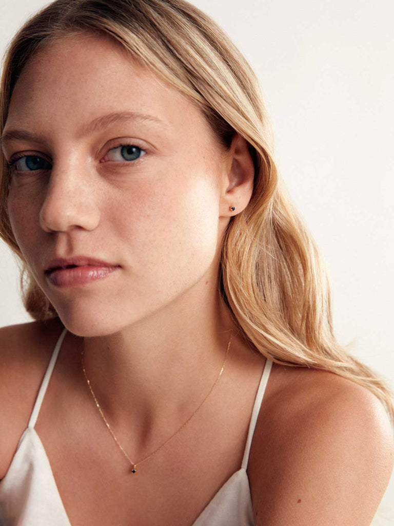 Geburtsstein September Ohrringe | 14k Echtgold & Saphir von DEAR DARLING BERLIN