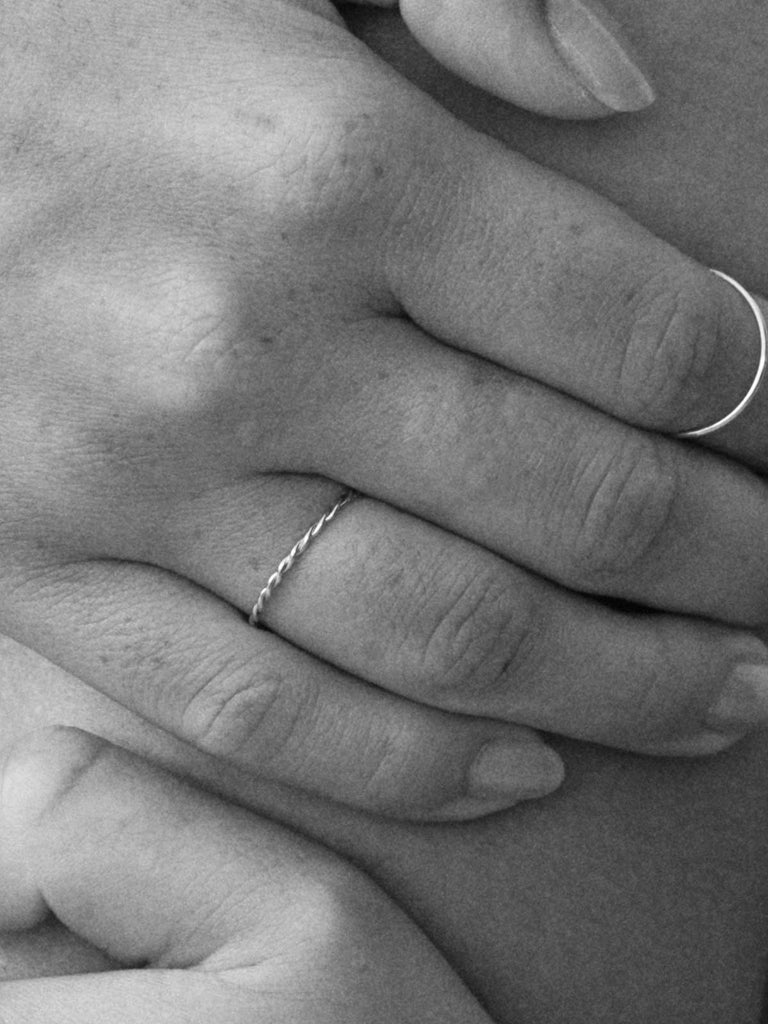 Nachhaltiger 14k Echtgold Soulmates Ring von DEAR DARLING BERLIN