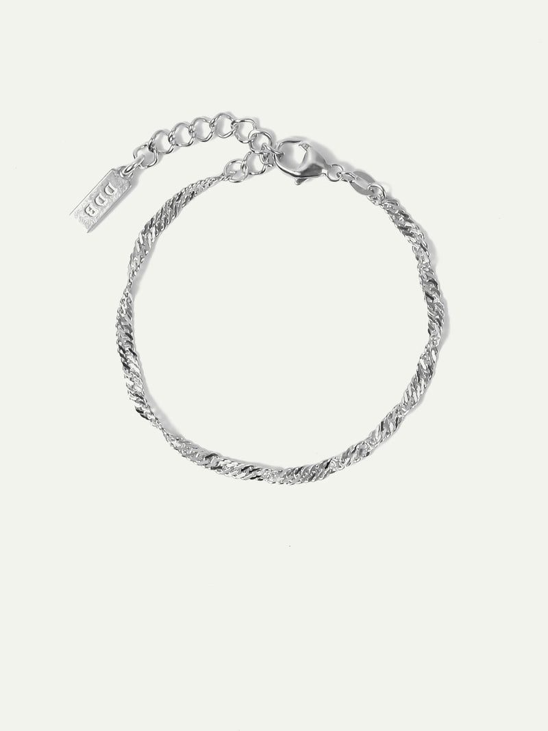 Produktbild von nachhaltigem Armband Sofia in Silber von weiter weg