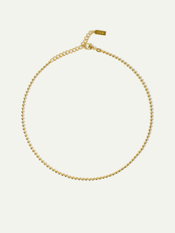 Produktbild mit nachhaltigem Choker Luise von weiter weg