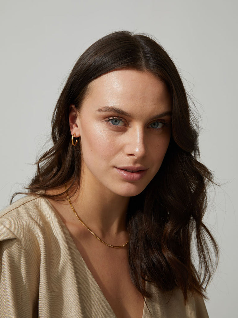 Nachhaltige gedrehte Creolen | Recycletes Material von DEAR DARLING BERLIN