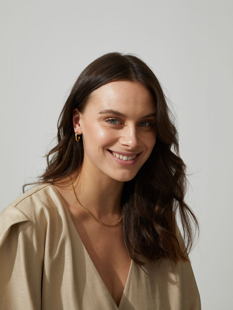 Nachhaltige gedrehte Creolen | Recycletes Material von DEAR DARLING BERLIN