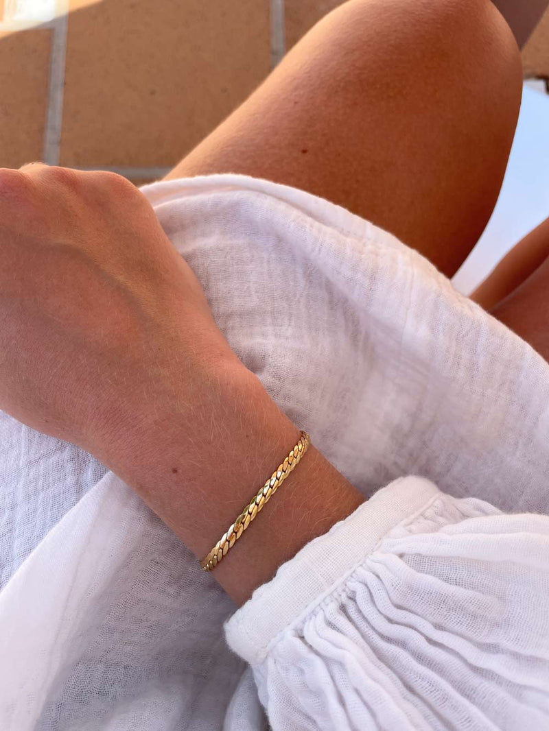 Elegantes Flachpanzerarmband