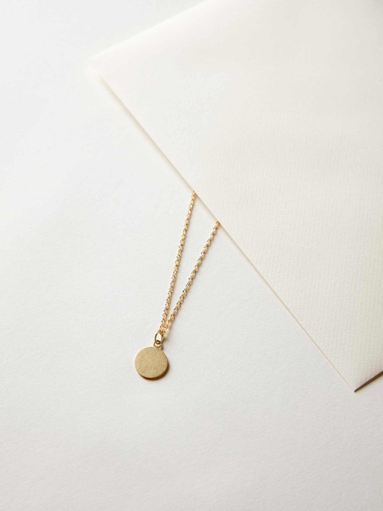 Personalisierbarer Anhänger | 14k Echtgold | Mit Gravur von DEAR DARLING BERLIN