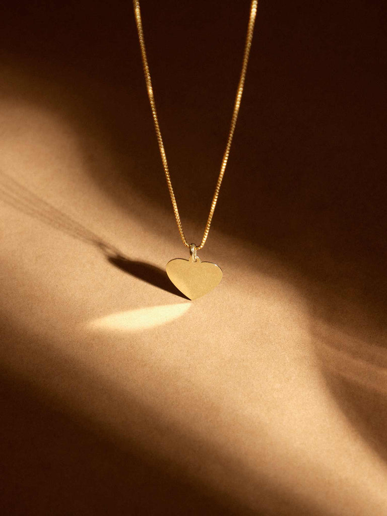 Personalisierbarer Anhänger mit Gravur | 14k Echtgold von DEAR DARLING BERLIN